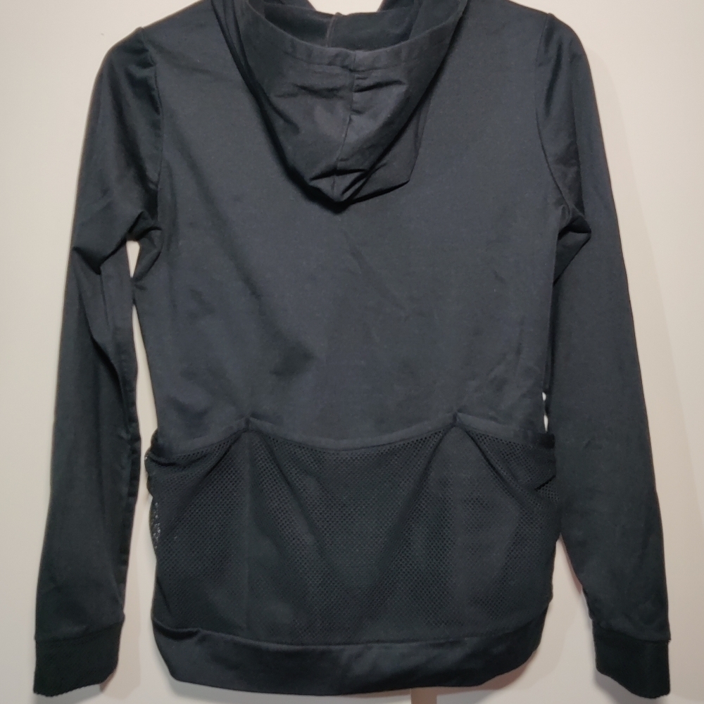 #47 Fabletics Hoodie with Mesh Front and Back Pocket Compartments Size Small